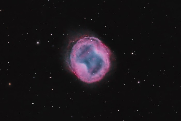 PK 164+31.1 - Headphone Nebula